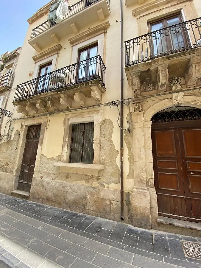 Casa Vacanze Nonno Iano Syracuse 0*,
